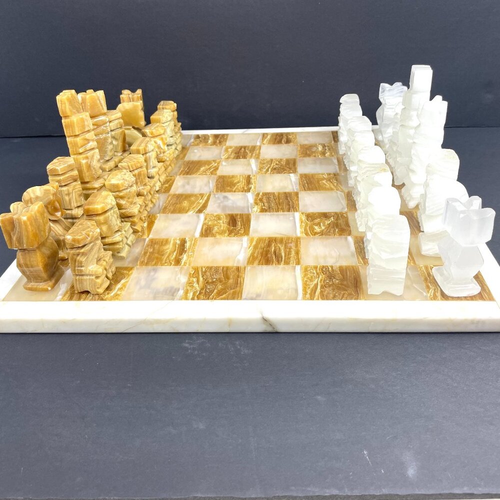 Vintage Hand Carved Onyx Stone Chess Set 14” Board King 4” Brown White Marble